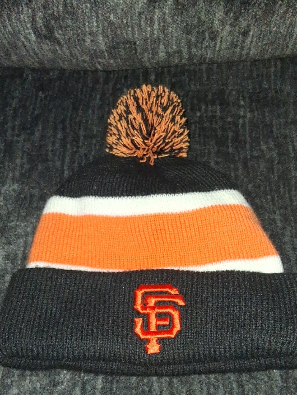 San Francisco Giants Black & Orange Pom Beanie Hat